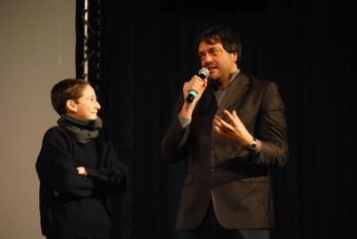 Ruggero Dipaola and Vincenzo Crea, director and actor of <i>Appartamento ad Atene</i>, Castello d'Oro award (competition 6-15)
